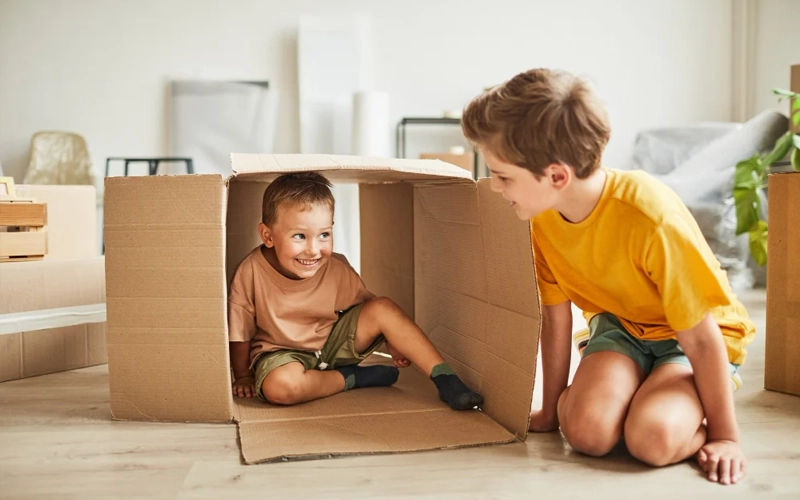 Unstructured Dramatic Play