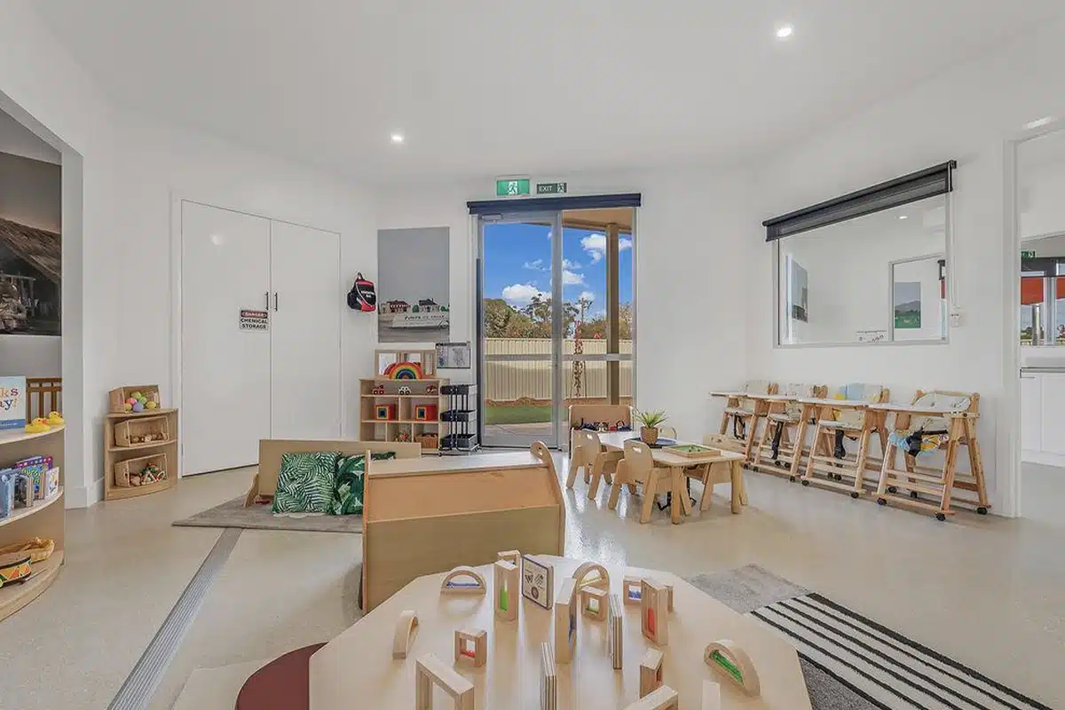 Country Kidz Preschool vibrant classroom with colorful furniture