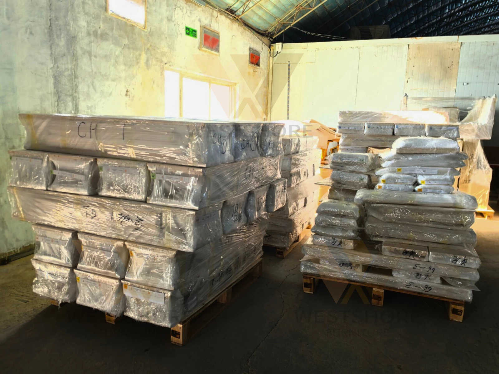 Professional packing photo 1