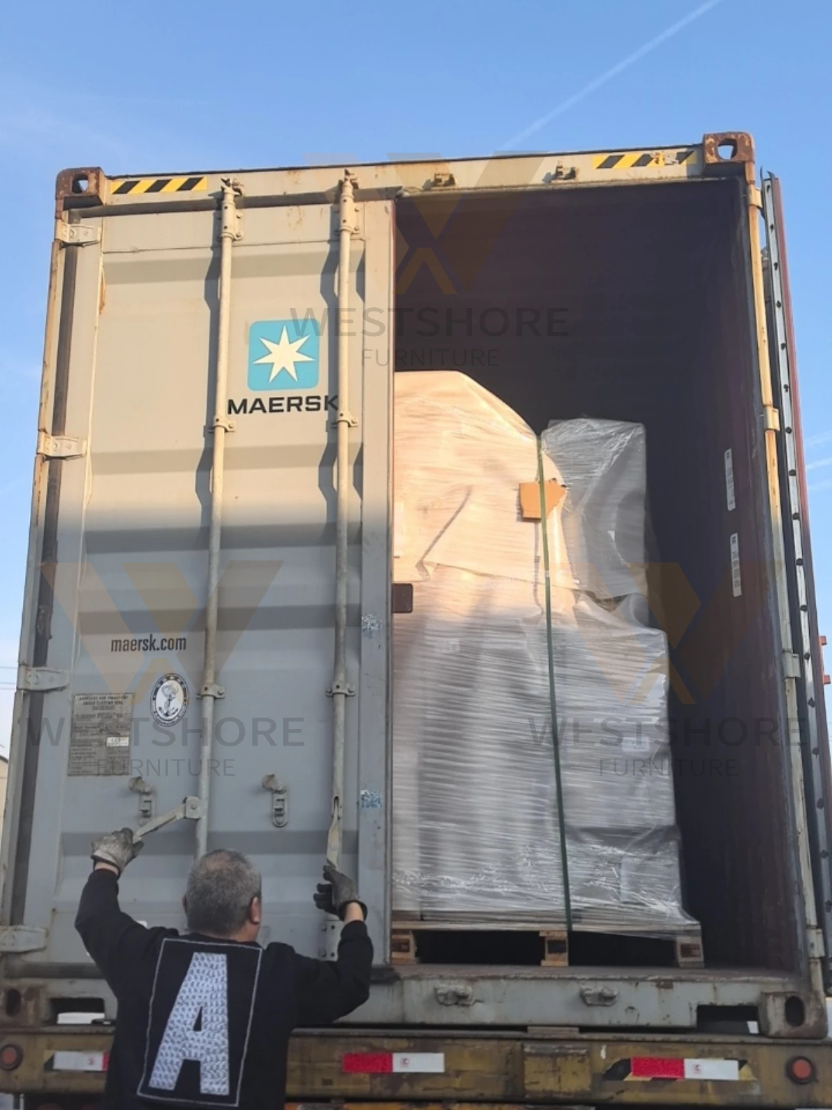 Professional packing photo 26