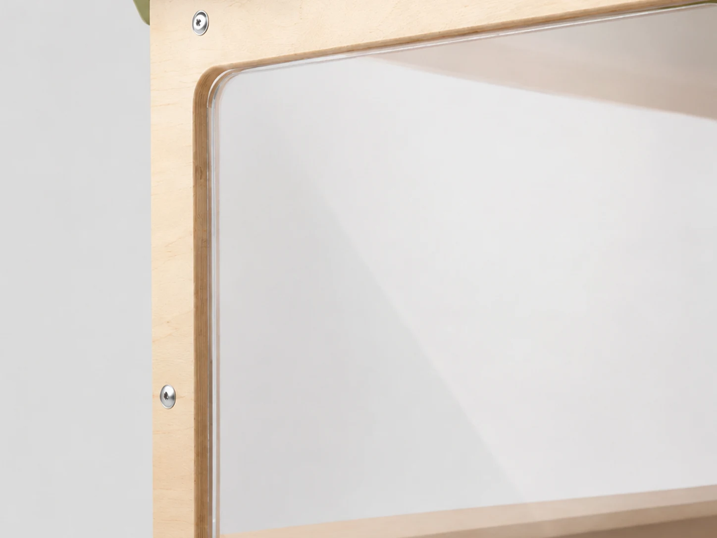 Acrylic or Polycarbonate Sheets for Outdoor Playhouse
