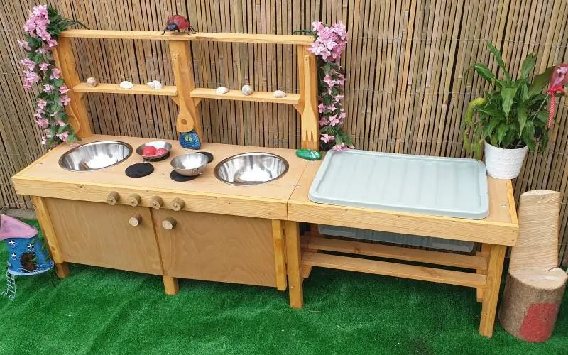 Mud Kitchen Water Table Set