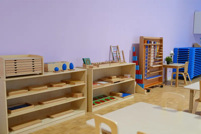 classroom furniture storage3