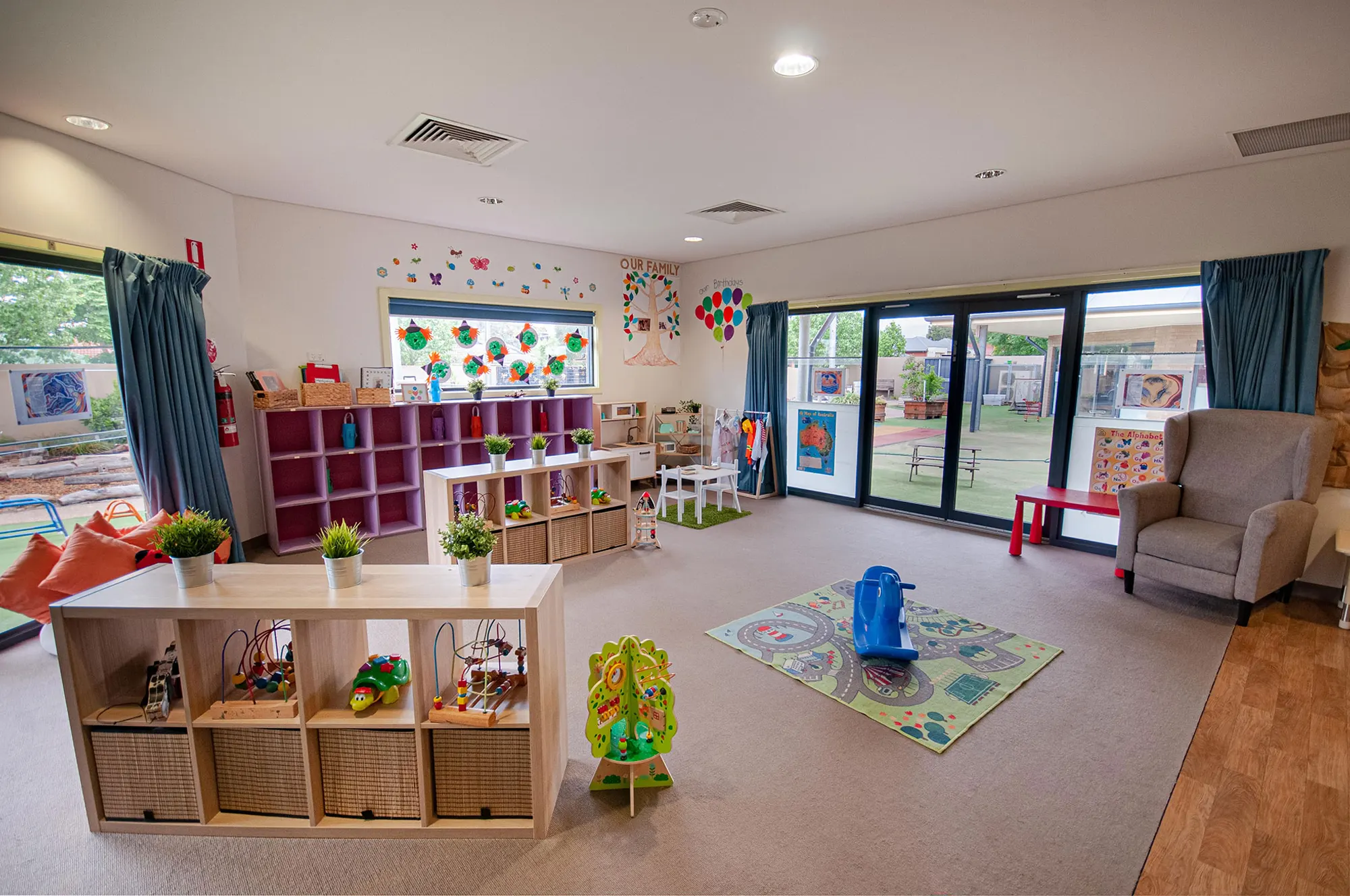 Indoor Room 6-01